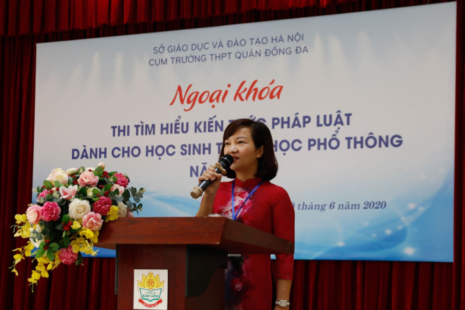 Ngoại khóa thi tìm hiểu kiến thức pháp luật dành cho học sinh THPT năm 2020 cụm trường THPT quận Đống Đa.