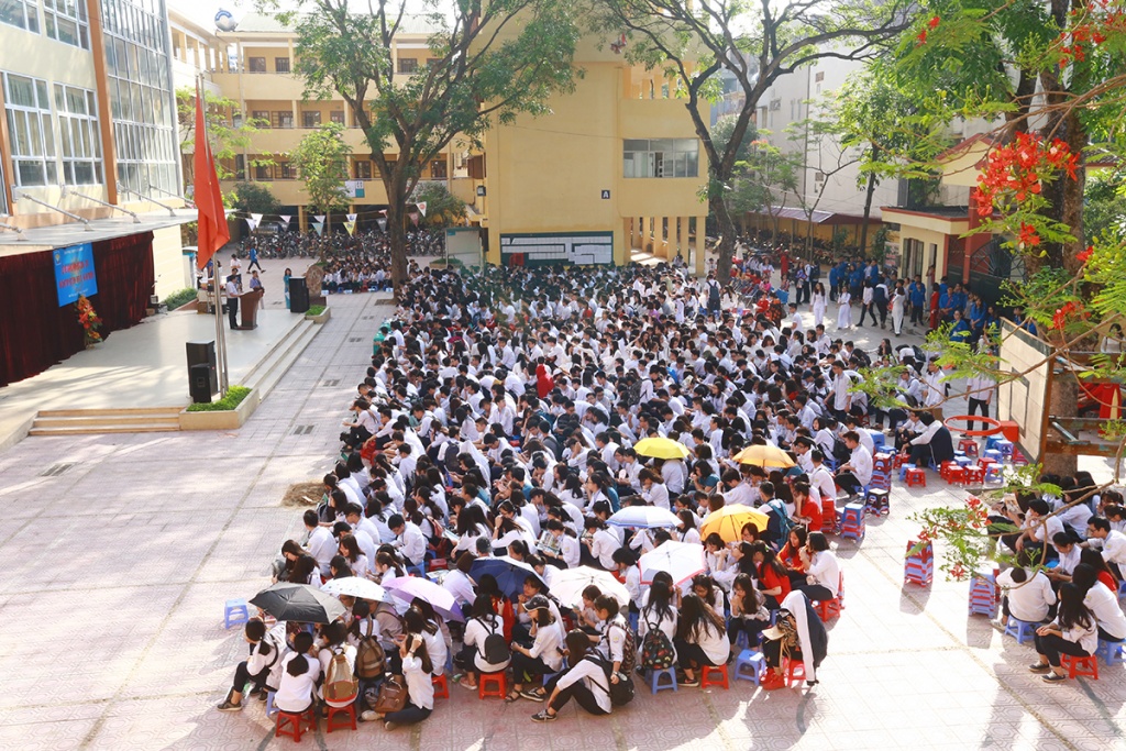 Bộ trưởng Phùng Xuân Nhạ gửi thư chúc năm mới tới toàn thể thầy cô giáo, học sinh, sinh viên cả nước